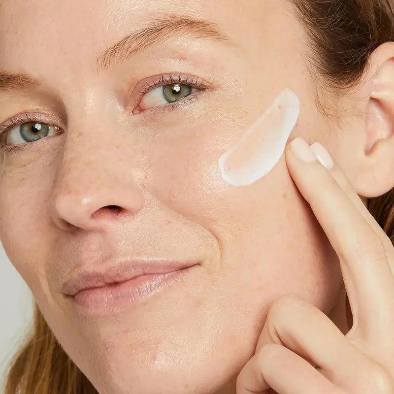 Moisturizer with -Moisturizes & Suitable for All Light BeigeTypes (1.69fl.oz)