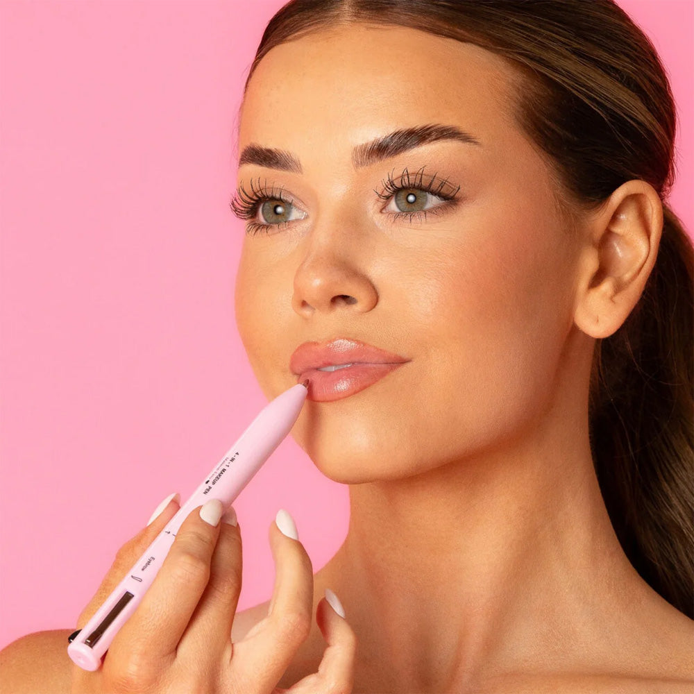 🖤 4-IN-1 Makeup Pen